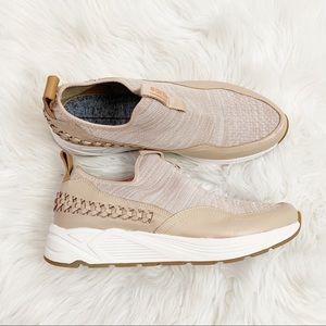 earth shoes journey ramble